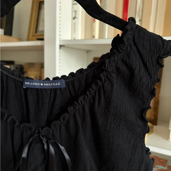 Brandy Melville Black Ruffle Bow Textured Tank Top - Picture 5 of 5